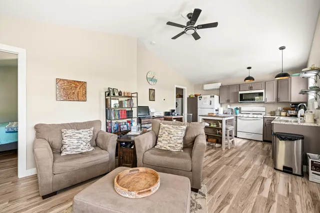 $198,000 | 3269 Moodyville Road, Byrdstown, TN 38549