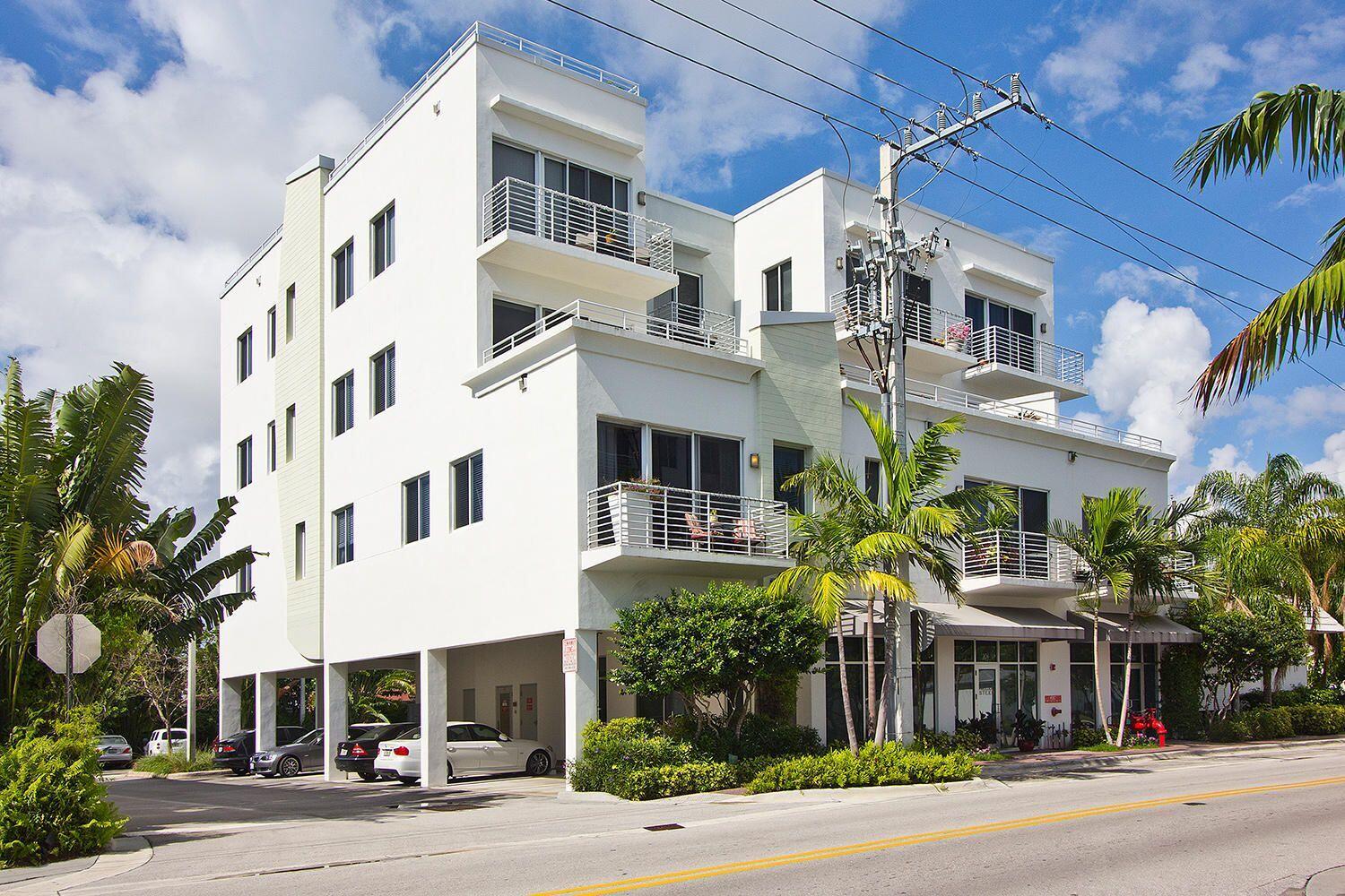 110 Southeast 2nd Street, Unit 402 Delray Beach, FL 33444 - Photo 2 of 30 20200408170531804637000000-o