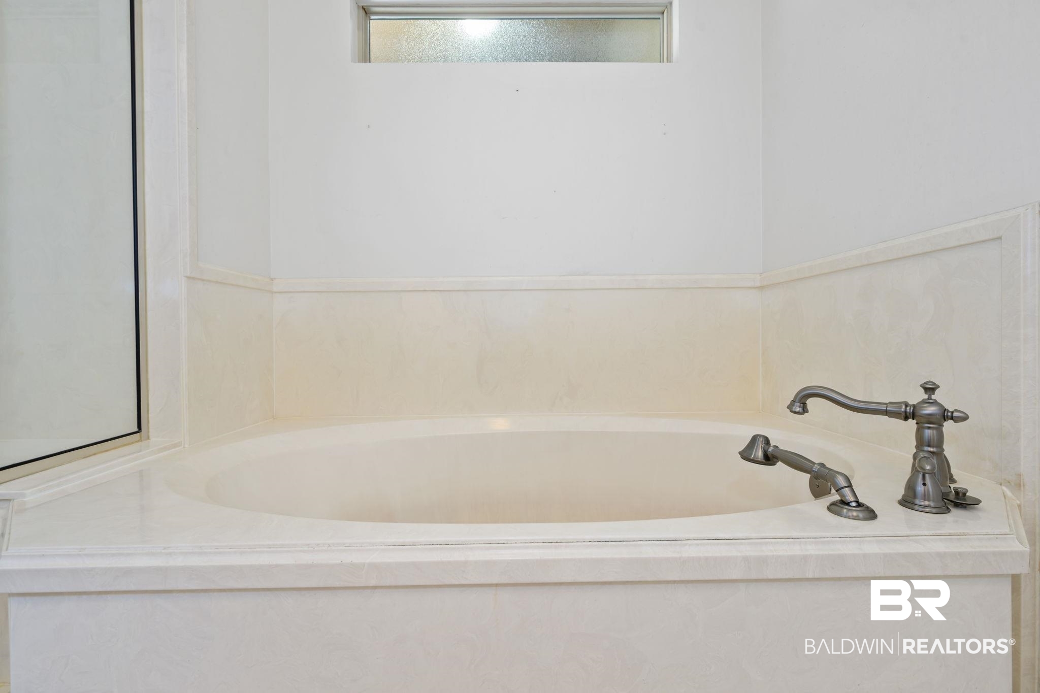 9730 Harmony Ridge Circle West Semmes, AL 36575 - Photo 19 of 38 Bathroom with a bath