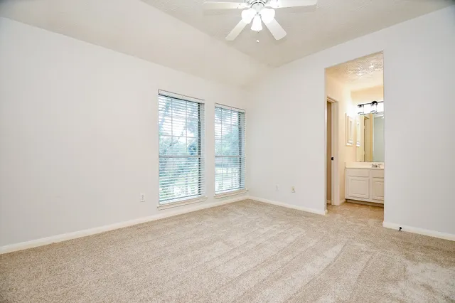 $2,850 | 17411 Lonesome Dove Trail, Houston, TX 77095