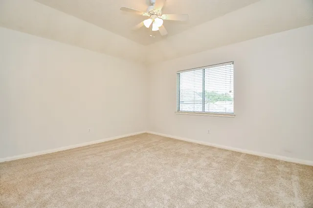 $2,850 | 17411 Lonesome Dove Trail, Houston, TX 77095