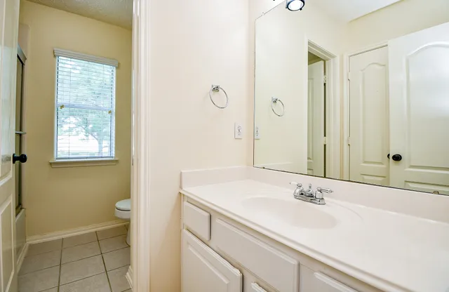 $2,850 | 17411 Lonesome Dove Trail, Houston, TX 77095