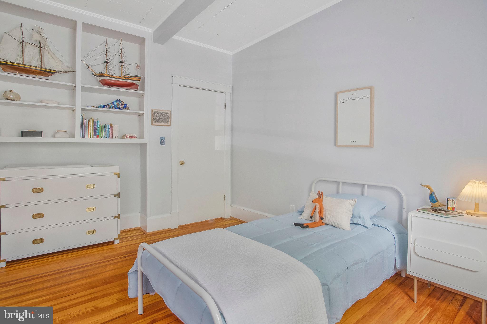 3024 North Calvert Street, Unit A1 Baltimore, MD 21218 - Photo 26 of 41 More built-in storage!