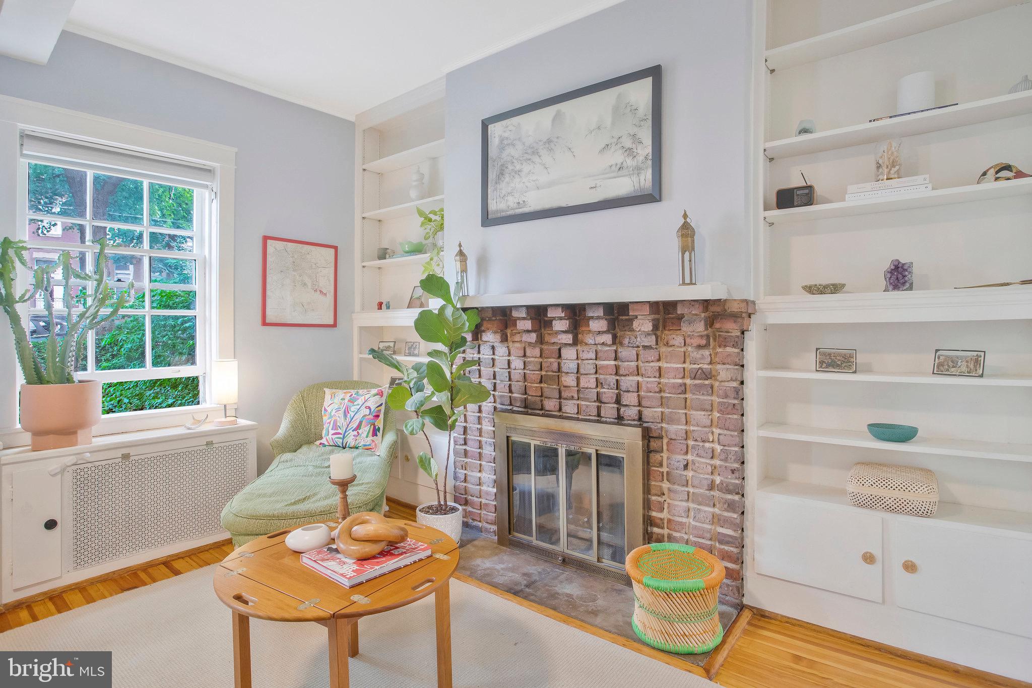 3024 North Calvert Street, Unit A1 Baltimore, MD 21218 - Photo 5 of 41 Wood-burning fireplace.