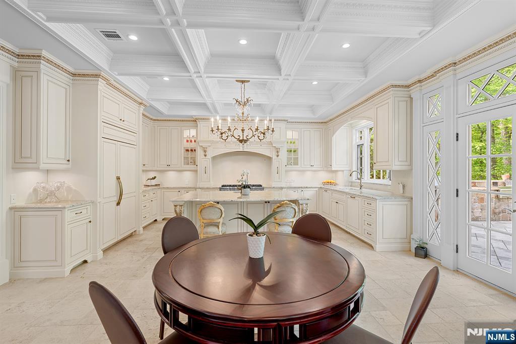 1 Sandstone Ridge Upper Saddle River, NJ 07458 - Photo 12 of 48
