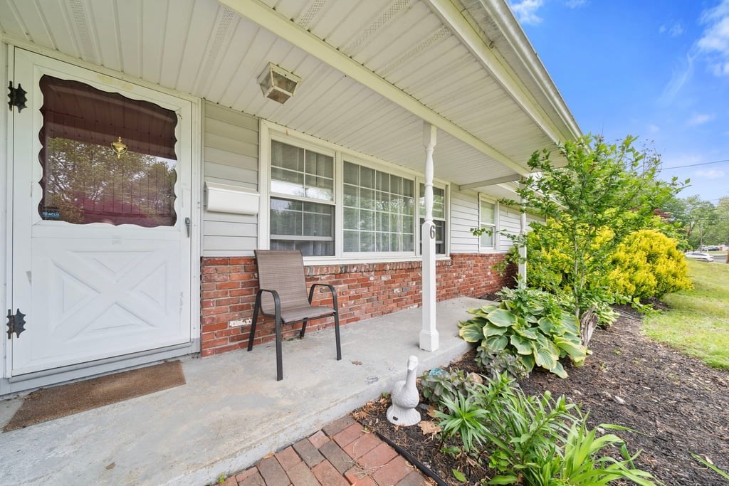 6 Antrim Road Peabody, MA 01960 - Photo 2 of 40
