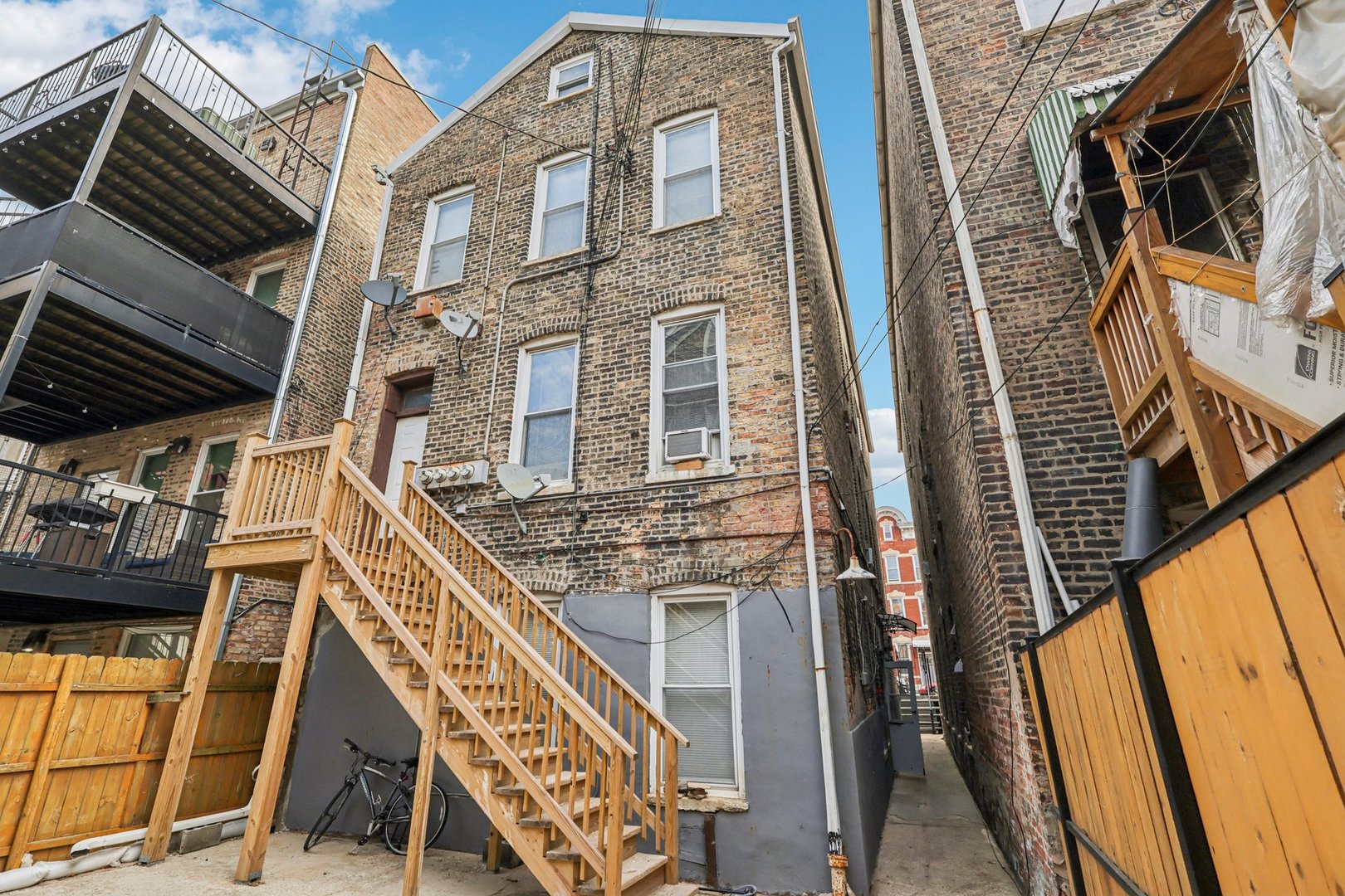 1908 South Loomis Street Chicago, IL 60608 - Photo 24 of 35
