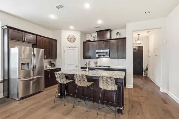 $455,000 | 2109 Falcon Ridge Drive, Mansfield, TX 76063