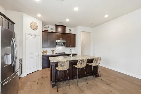 $455,000 | 2109 Falcon Ridge Drive, Mansfield, TX 76063