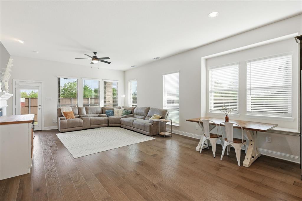 2109 Falcon Ridge Drive Mansfield, TX 76063 - Photo 15 of 40