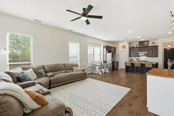 $455,000 | 2109 Falcon Ridge Drive, Mansfield, TX 76063