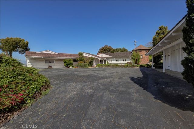 $6,880,000 | 2521 Novato Place, Palos Verdes Estates, CA 90274