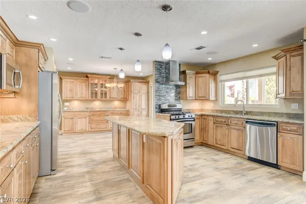 $3,210 | 2828 Albrook Court, Las Vegas, NV 89117