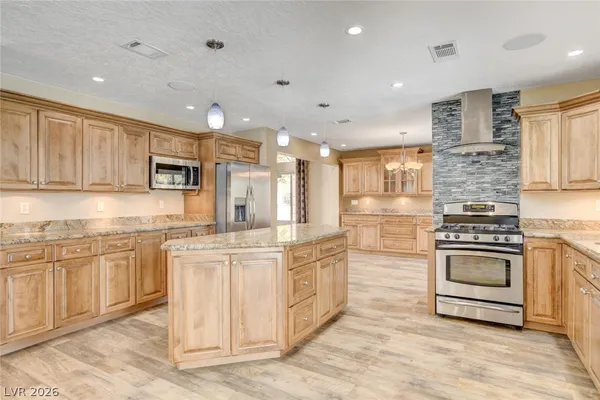 $3,210 | 2828 Albrook Court, Las Vegas, NV 89117