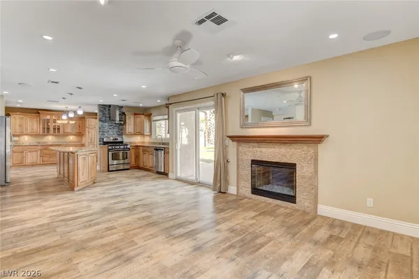 $3,210 | 2828 Albrook Court, Las Vegas, NV 89117