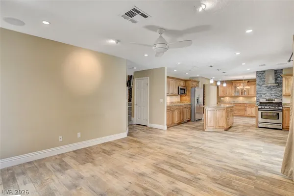 $3,210 | 2828 Albrook Court, Las Vegas, NV 89117