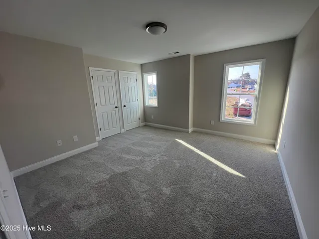 $314,900 | 250 Deer Haven Drive, Richlands, NC 28574