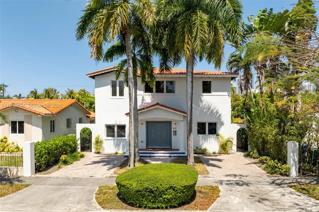 $2,400,000 | 527 Southwest 20th Road, Miami, FL 33129