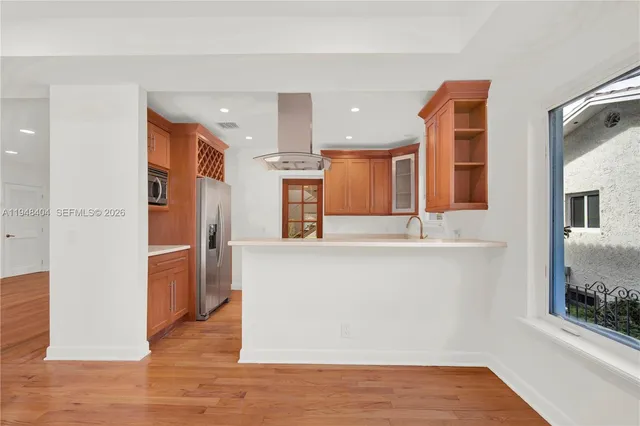 $2,400,000 | 527 Southwest 20th Road, Miami, FL 33129