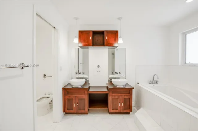 $2,400,000 | 527 Southwest 20th Road, Miami, FL 33129