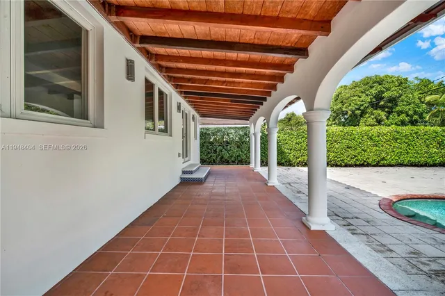 $2,400,000 | 527 Southwest 20th Road, Miami, FL 33129