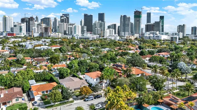 $2,400,000 | 527 Southwest 20th Road, Miami, FL 33129