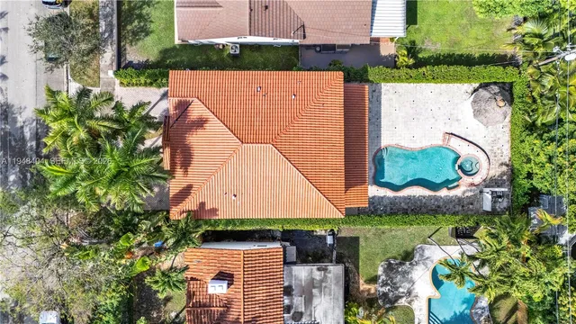 $2,400,000 | 527 Southwest 20th Road, Miami, FL 33129