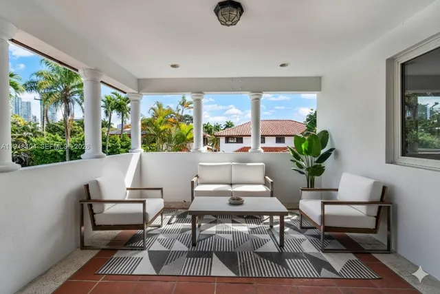 $2,400,000 | 527 Southwest 20th Road, Miami, FL 33129