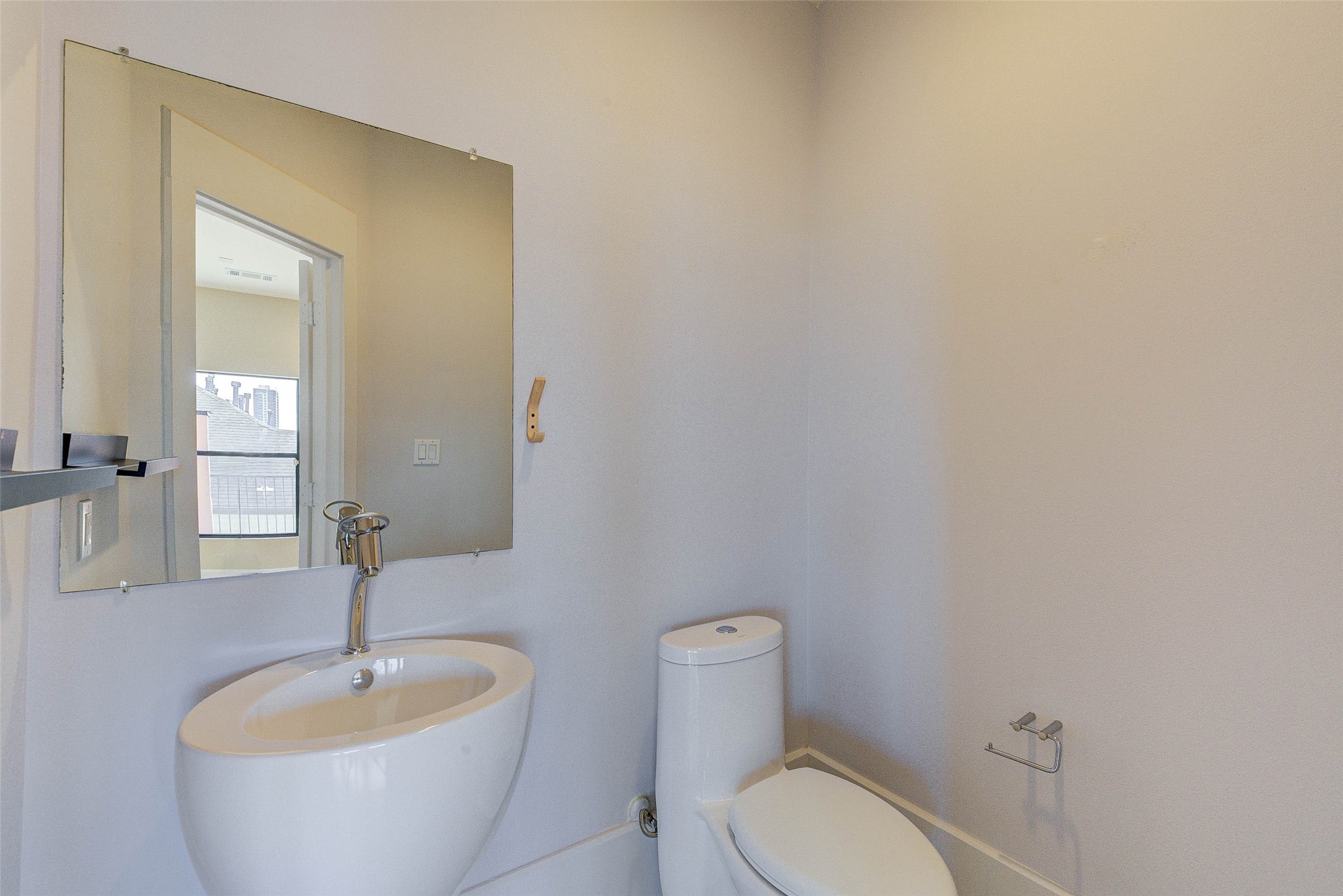 113 Tuam Street Houston, TX 77006 - Photo 10 of 20