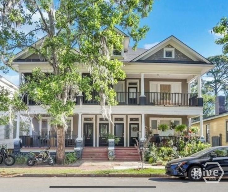 216 West 41st Street Savannah, GA 31401 - Photo 1 of 20