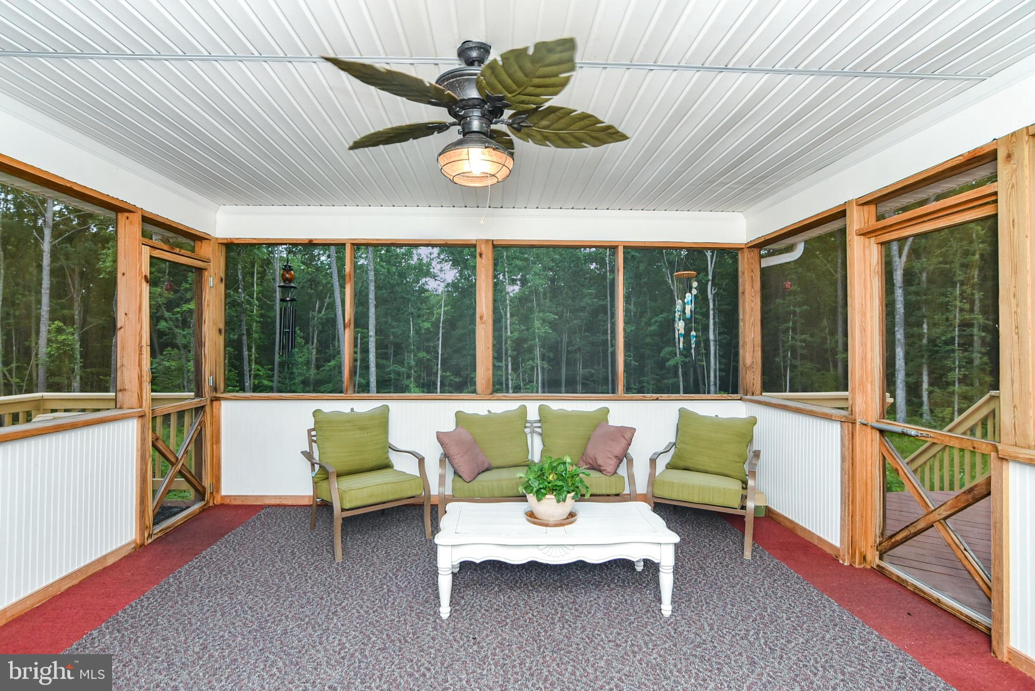 18536 Partlow Road Beaverdam, VA 23015 - Photo 24 of 64 Screened in porch!