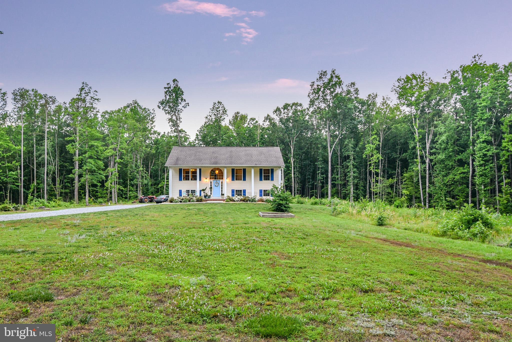 18536 Partlow Road Beaverdam, VA 23015 - Photo 5 of 64 Surrounded by trees!