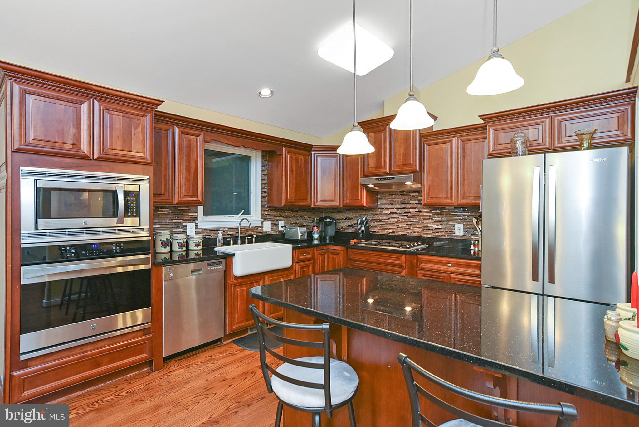 18536 Partlow Road Beaverdam, VA 23015 - Photo 6 of 64 Beautiful upgraded kitchen!