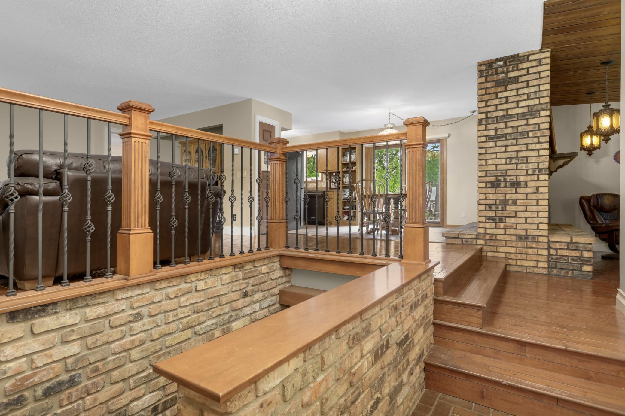 5139 Woodhill Road Minnetonka, MN 55345 - Photo 21 of 41