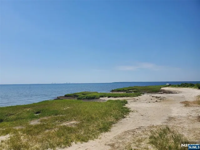 $224,900 | 1159 Radio Road, Unit 7, Little Egg Harbor, NJ 08087