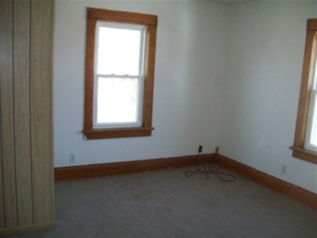 1806 3rd Street Moline, IL 61265 - Photo 8 of 11 Gallery Image 8