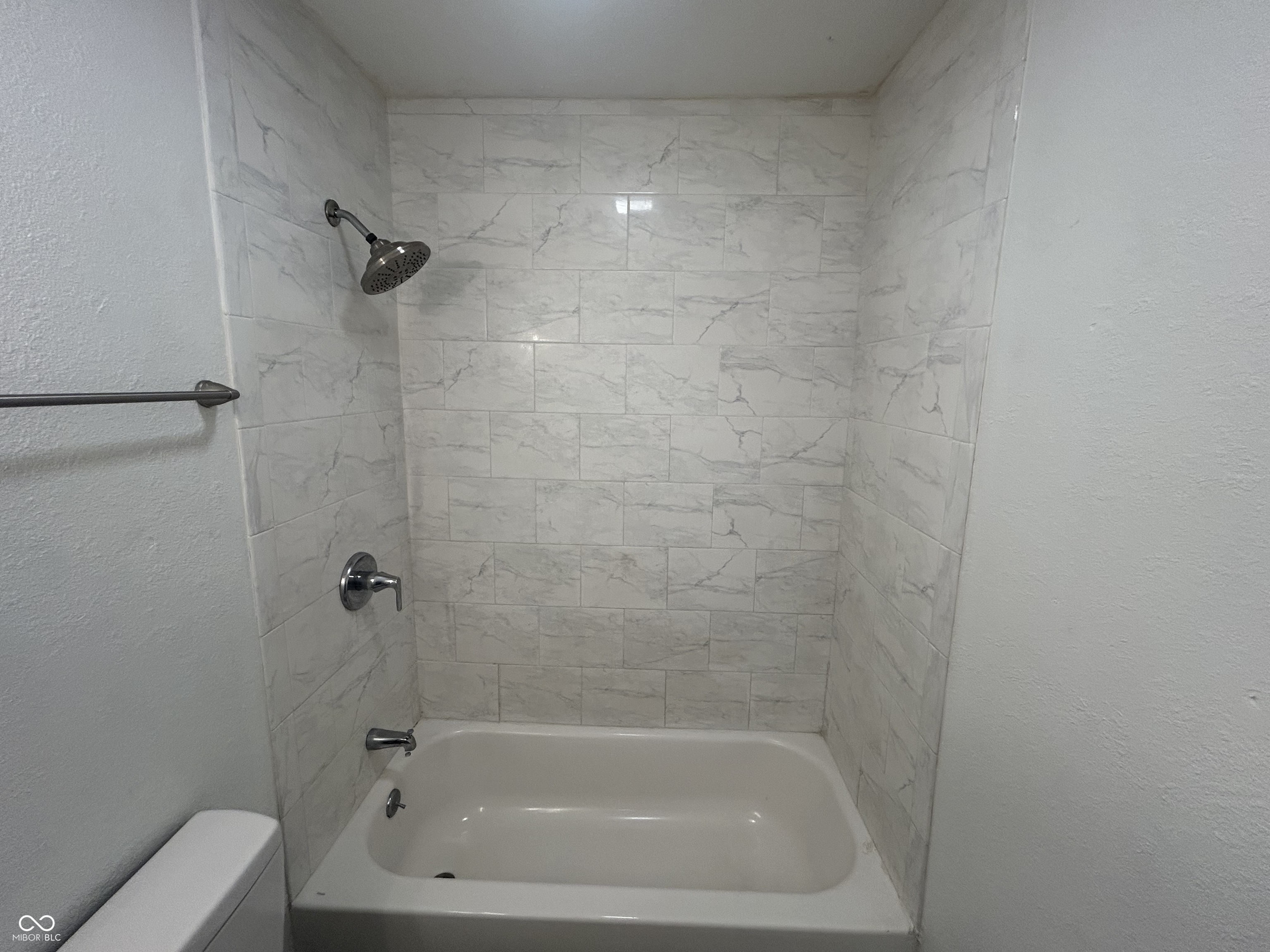 3302 East 42nd Street Indianapolis, IN 46205 - Photo 18 of 28