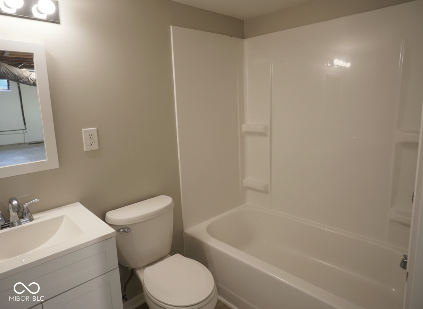 3302 East 42nd Street Indianapolis, IN 46205 - Photo 20 of 28