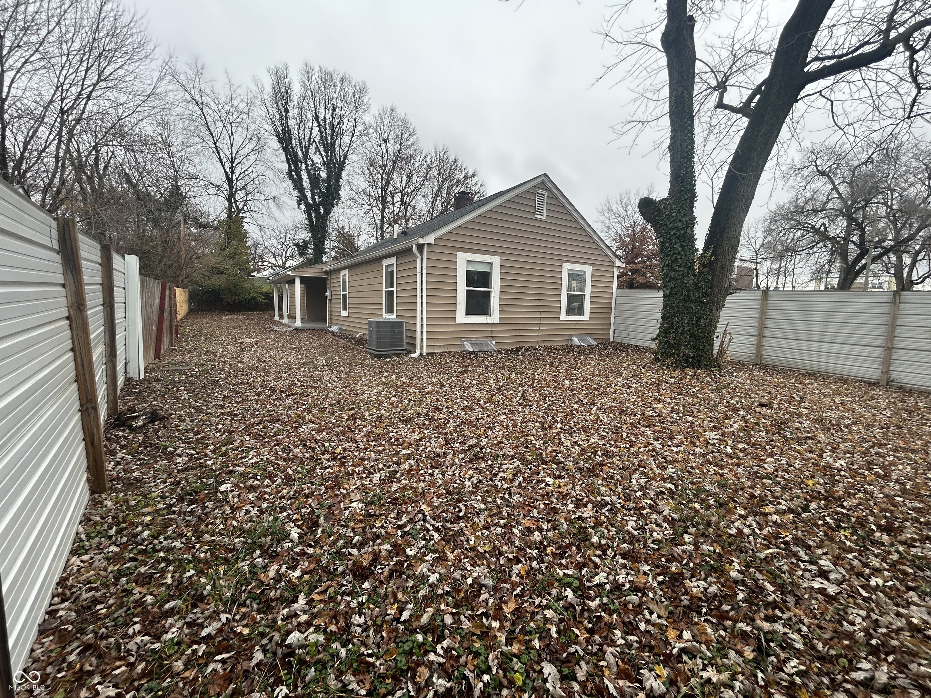 3302 East 42nd Street Indianapolis, IN 46205 - Photo 26 of 28