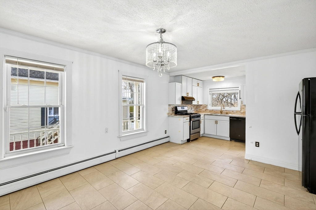 92 Ash Street Gardner, MA 01440 - Photo 8 of 29