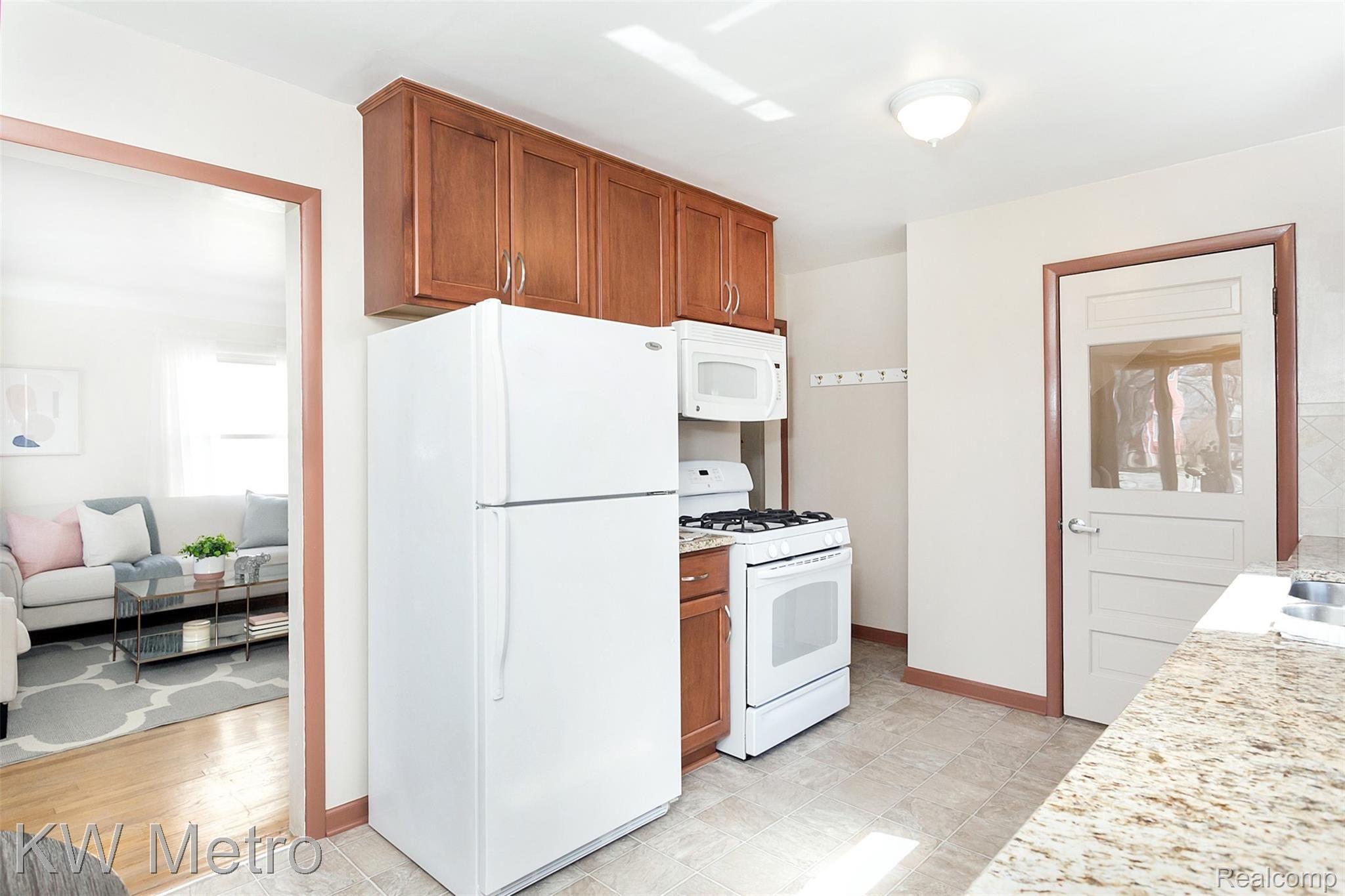 1416 Oakley Road Clawson, MI 48017 - Photo 9 of 39 Oakley-5.jpg