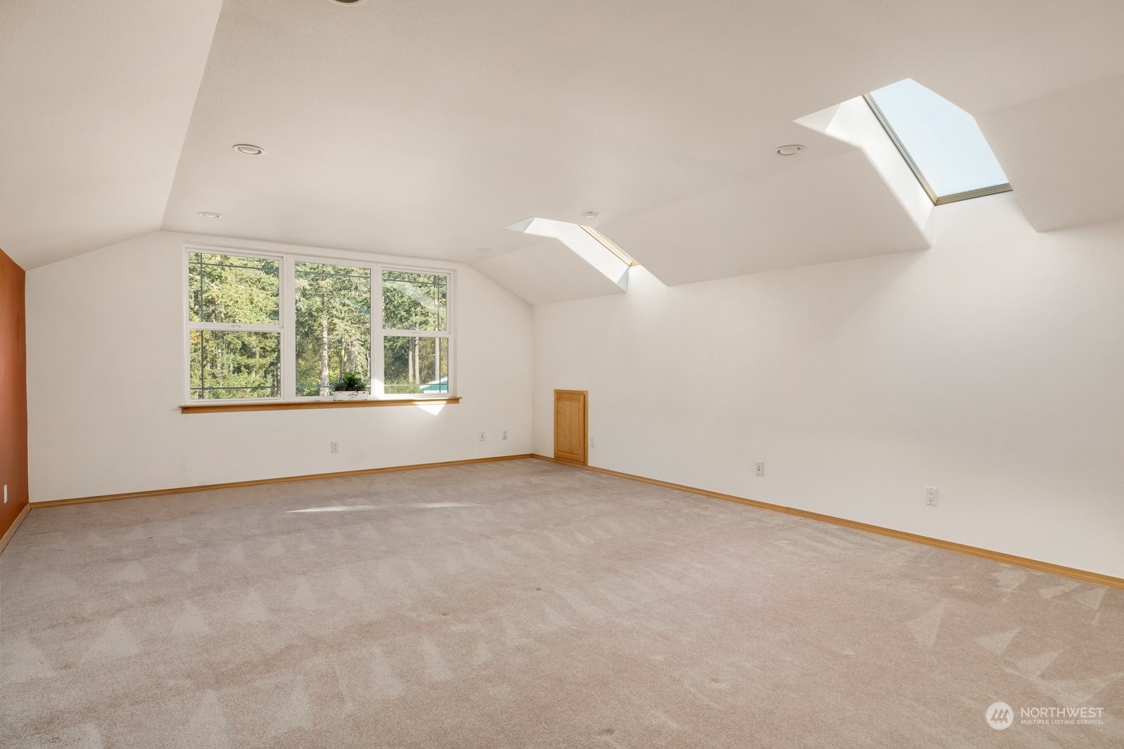 2094 Zylstra Road Oak Harbor, WA 98277 - Photo 27 of 40 Gallery Image 27