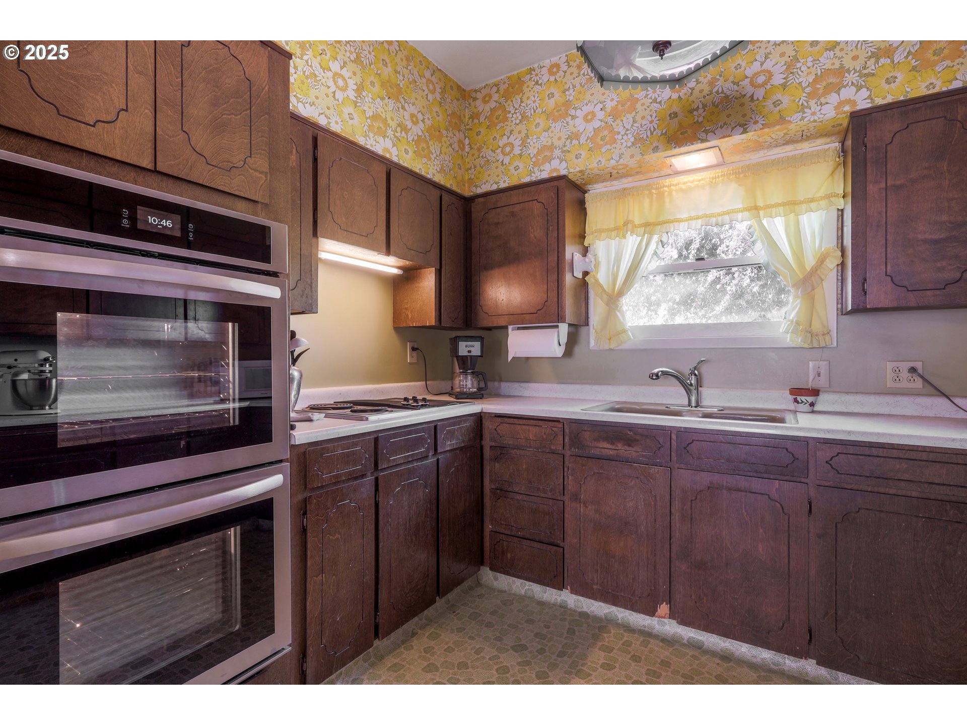 48025 Northwest Strohmayer Road Forest Grove, OR 97116 - Photo 10 of 41
