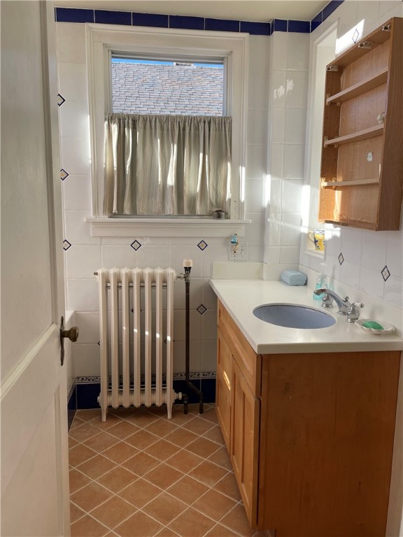 31 Annandale Road Newport, RI 02840 - Photo 8 of 17 Bathroom