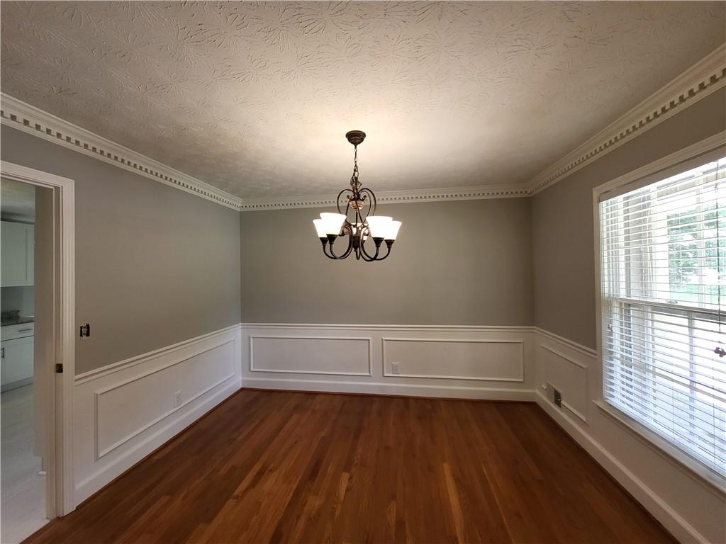 4548 Shallowford Road Roswell, GA 30075 - Photo 4 of 15