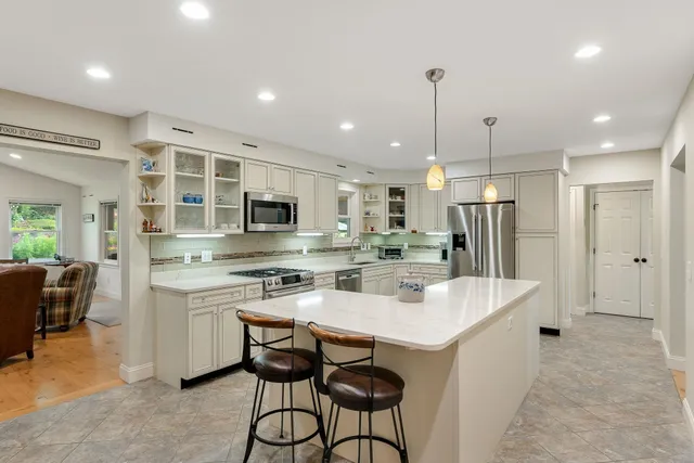 $1,300,000 | 125 Shurtleff Lane, Woodstock, VT 05091