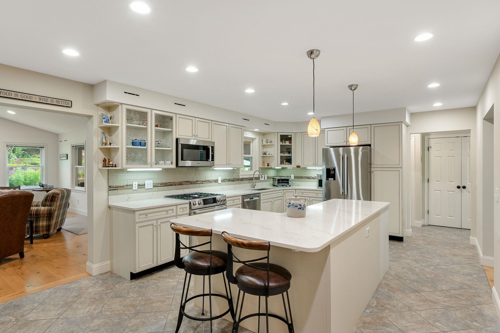 125 Shurtleff Lane Woodstock, VT 05091 - Photo 12 of 60