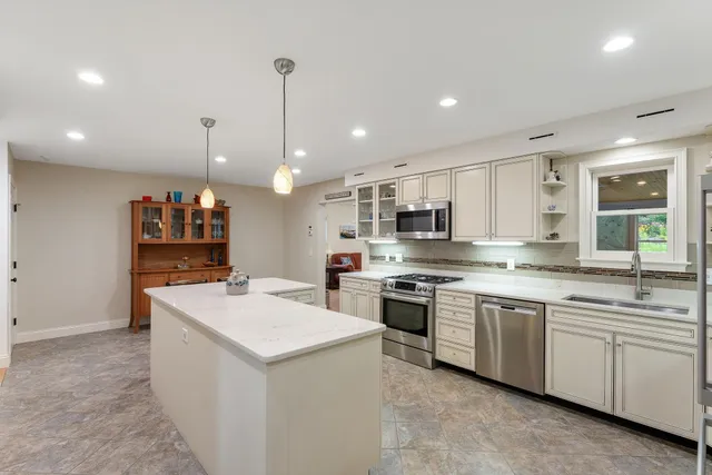 $1,300,000 | 125 Shurtleff Lane, Woodstock, VT 05091