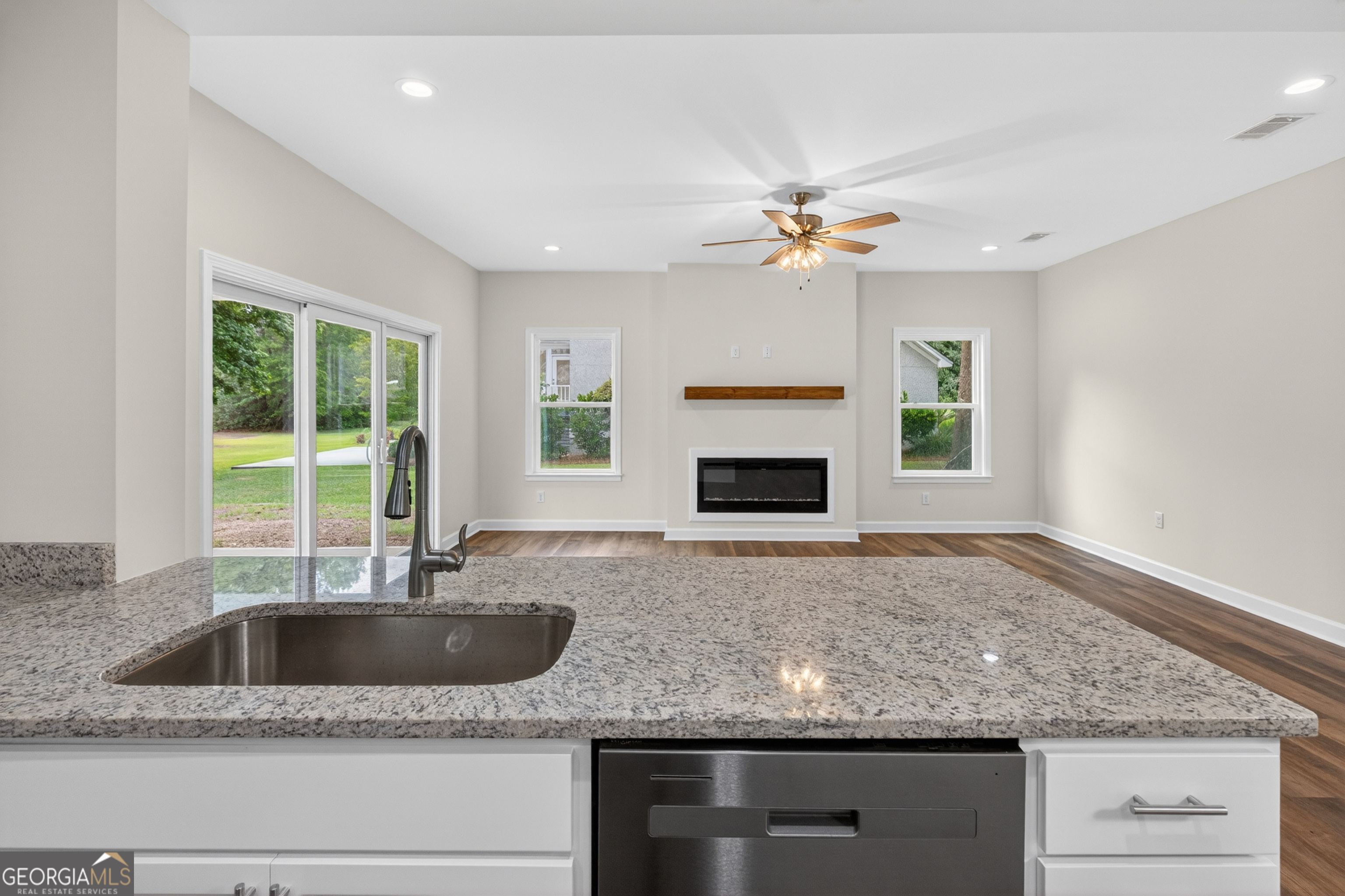 1151 Mayflower Road Northeast Townsend, GA 31331 - Photo 11 of 32