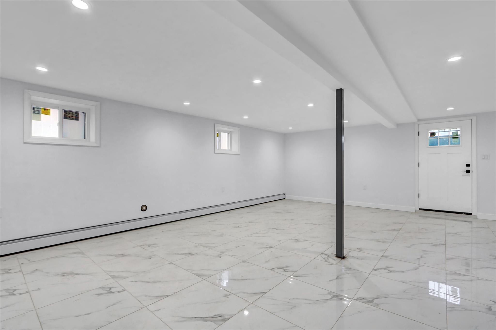 15-55 Utopia Parkway Queens, NY 11357 - Photo 19 of 34